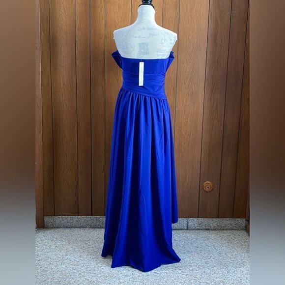 ML MONIQUE LHUILLIER Strapless asymmetric pleated taffeta gown size 4 - Picture 7 of 11